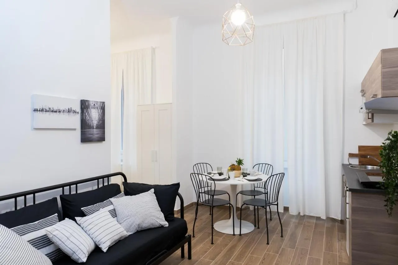 Hemeras Boutique Homes - 4 design apartments near Milan Central Station 0*,  Italie