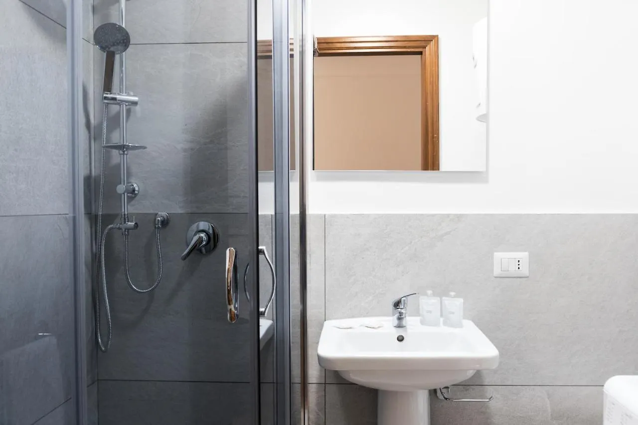 Hemeras Boutique Homes - 4 Design Apartments Near Milan Central Station Italy